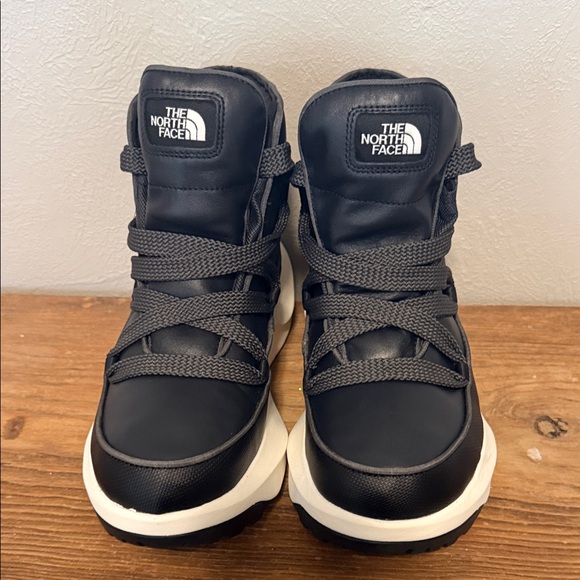 The North Face Black Halseigh Thermoball Waterproof Boot - Picture 2 of 7